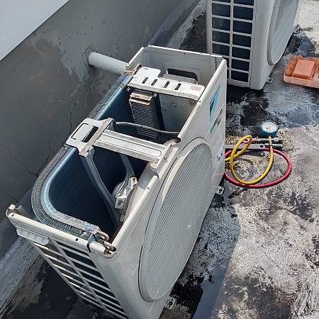 Bongkar Pasang AC